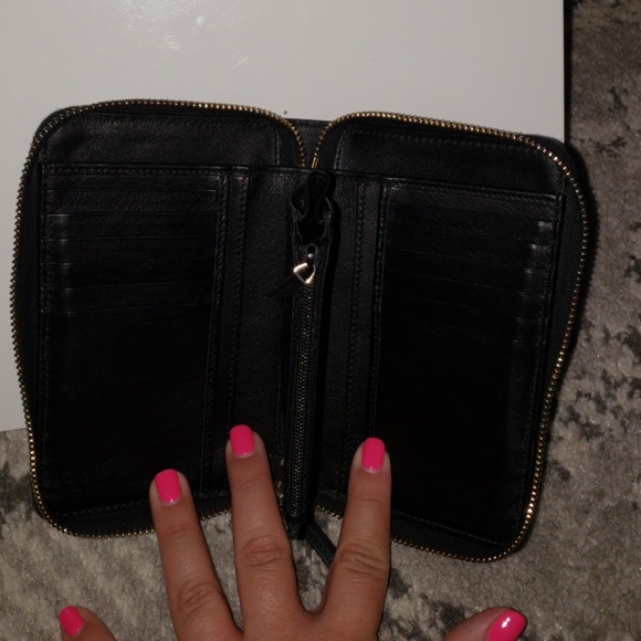 Gucci Wallet - Picture 6 of 12